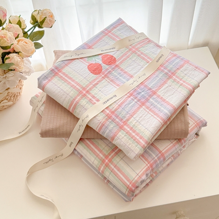 91家纺网 家纺一手货源 找家纺 海岛哥哥 2025新款高克重木棉提花双层纱四件套-风格一 甜甜樱桃