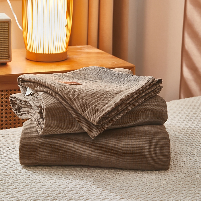 91家纺网 家纺一手货源 找家纺 全美家居 2025新款A类全棉纯棉活性印染双层纱四件套 棕褐香缇