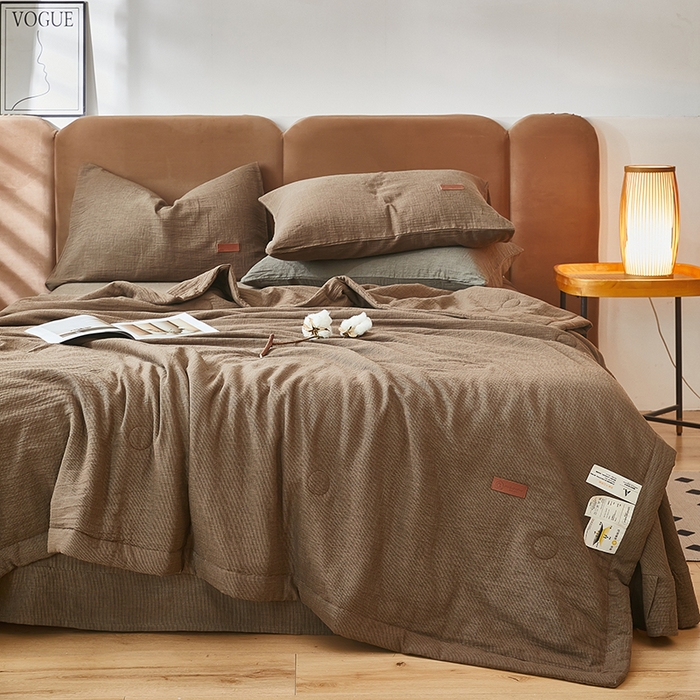 91家纺网 家纺一手货源 找家纺 全美家居 2025新款全棉水洗色织双层纱大豆纤维被夏凉被空调被夏被 棕褐香缇