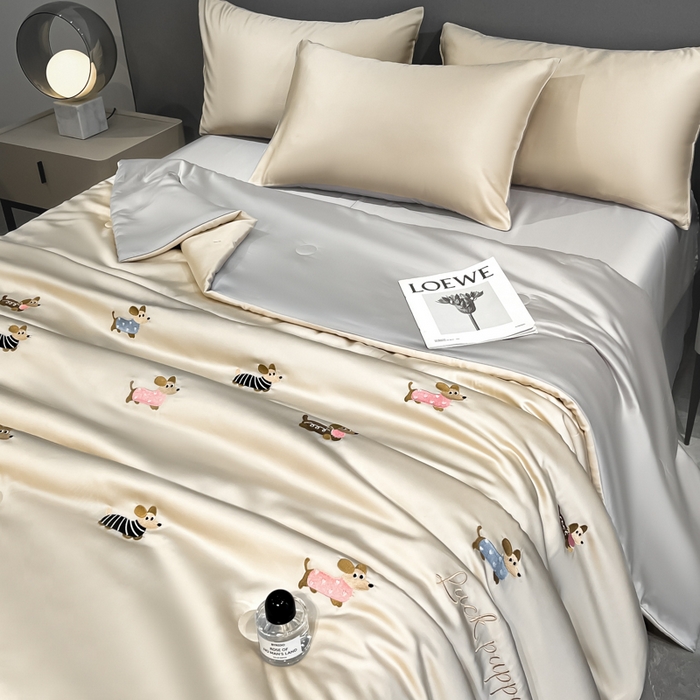 91家纺网 家纺一手货源 找家纺 （总）如一 2025新款精绣系列水洗冰丝夏被四件套