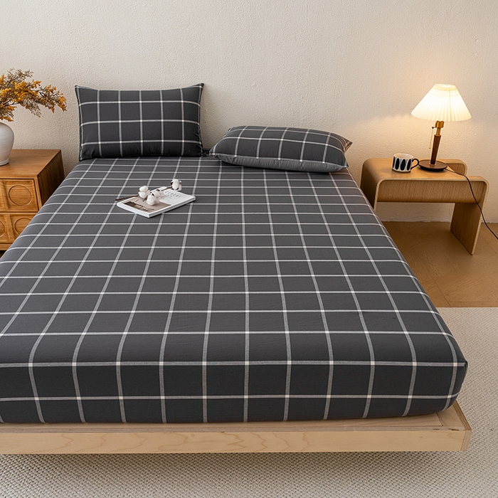 91家纺网 家纺一手货源 找家纺 吉象家纺 2025新款全棉色织水洗棉床笠三件套 暗灰中格