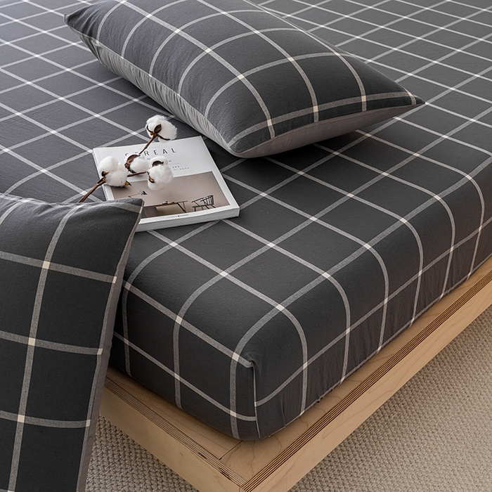 91家纺网 家纺一手货源 找家纺 吉象家纺 2025新款全棉色织水洗棉床笠三件套 暗灰中格