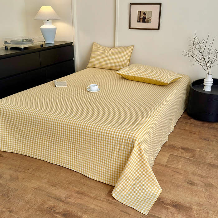 91家纺网 家纺一手货源 找家纺 吉象家纺 2025新款全棉色织水洗棉床单三件套 黄小格