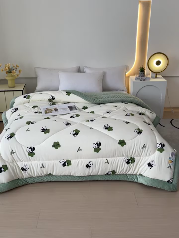 91家纺网 家纺一手货源 找家纺 云家 2025新款豆豆绒被子被芯夏凉被空调被四季被 熊猫萌趣