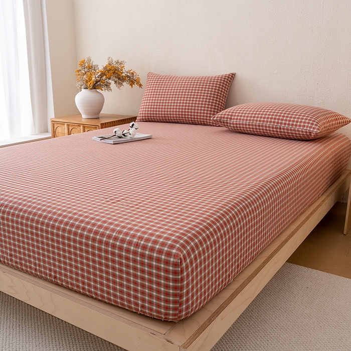 91家纺网 家纺一手货源 找家纺 吉象家纺 2025新款全棉色织水洗棉床笠三件套 克洛伊红