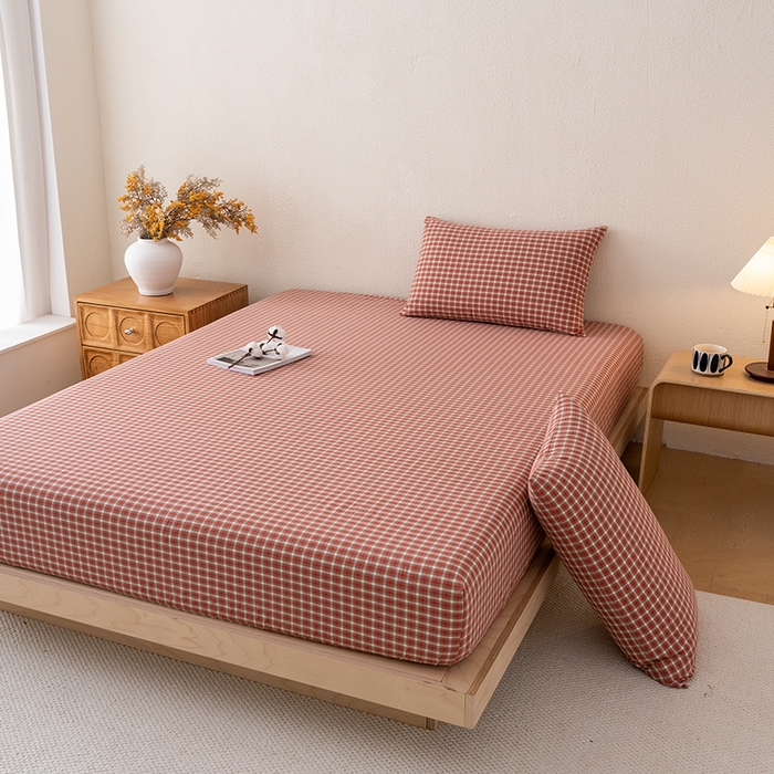 91家纺网 家纺一手货源 找家纺 吉象家纺 2025新款全棉色织水洗棉床笠三件套 克洛伊红