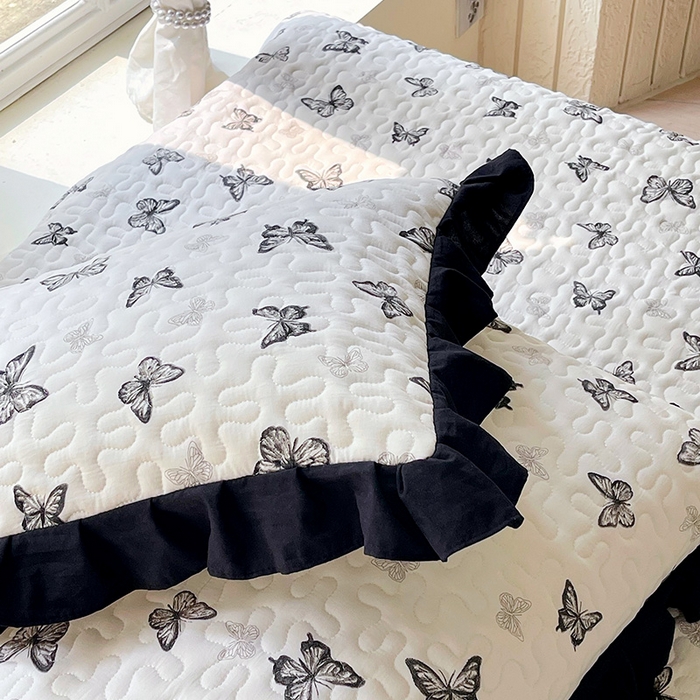 91家纺网 家纺一手货源 找家纺 雨彤家纺 2025年新款赫本风云朵水洗棉夹棉双层花边床盖 蝴蝶-赫本风