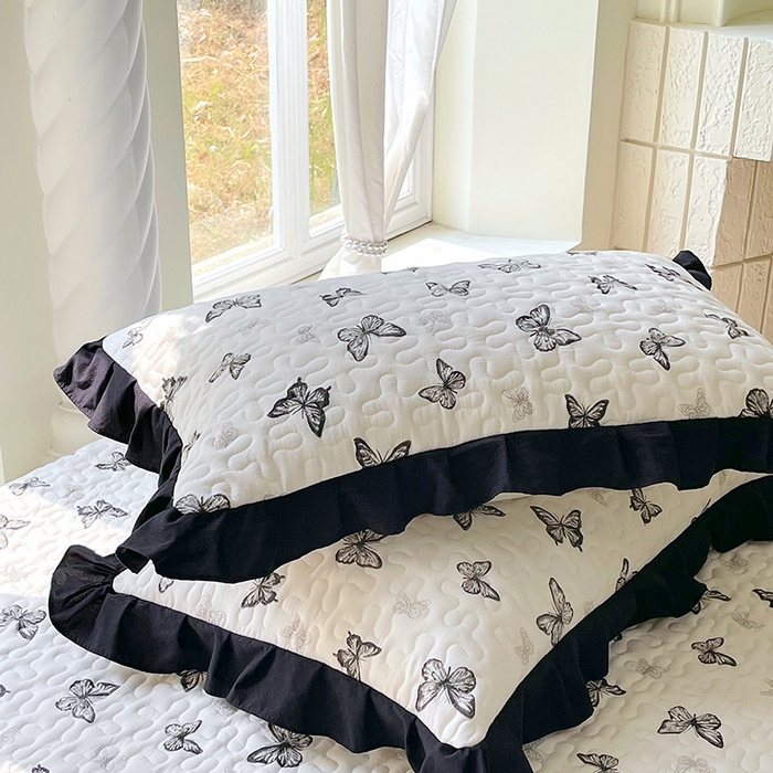 91家纺网 家纺一手货源 找家纺 雨彤家纺 2025年新款赫本风云朵水洗棉夹棉双层花边床盖 蝴蝶-赫本风