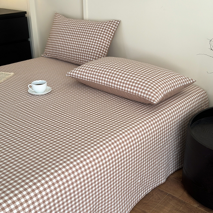 91家纺网 家纺一手货源 找家纺 吉象家纺 2025新款全棉色织水洗棉床单三件套 咖小格