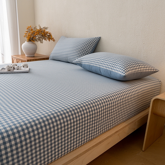 91家纺网 家纺一手货源 找家纺 吉象家纺 2025新款全棉色织水洗棉床笠三件套 蓝小格