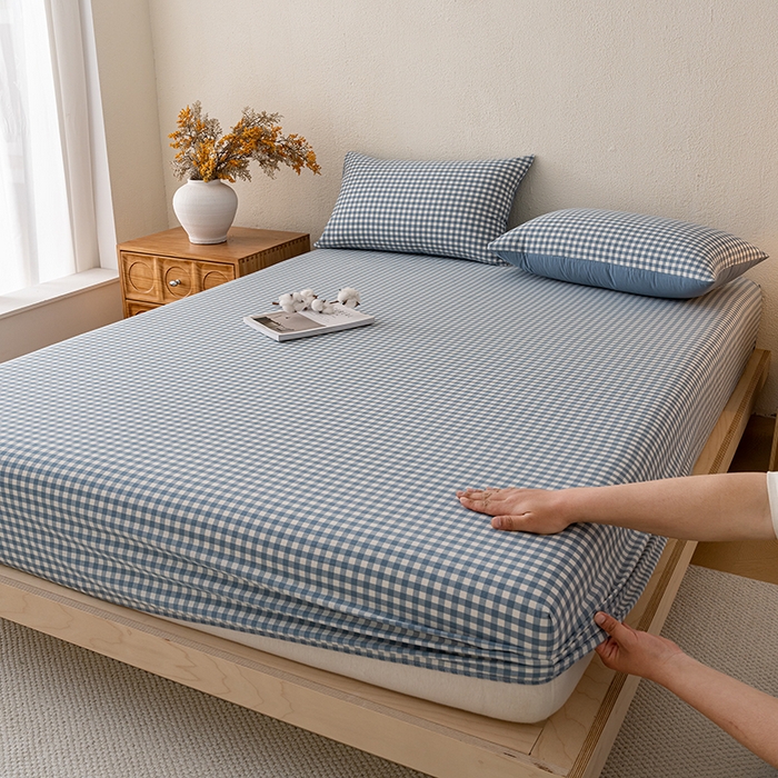 91家纺网 家纺一手货源 找家纺 吉象家纺 2025新款全棉色织水洗棉床笠三件套 蓝小格