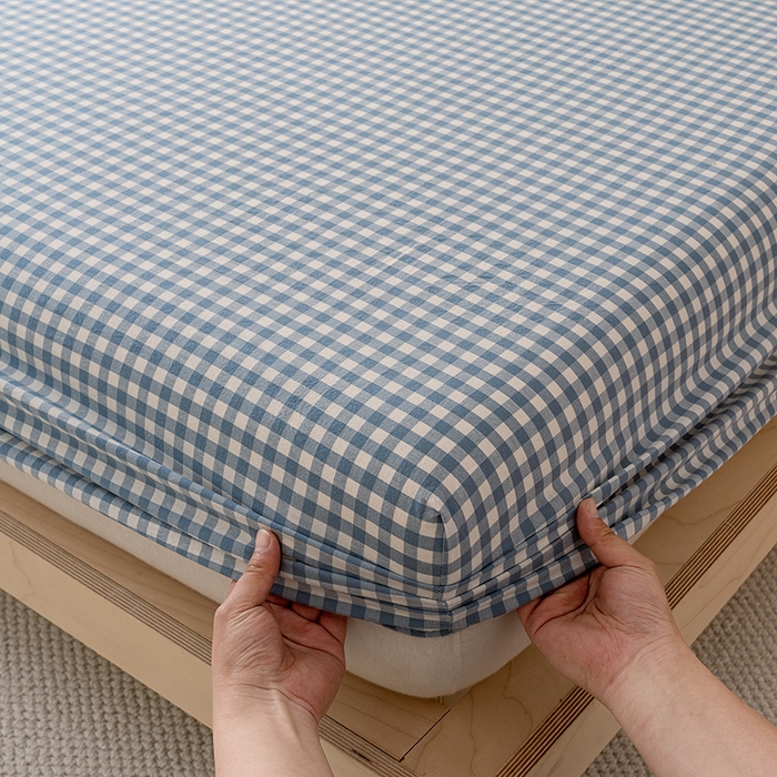 91家纺网 家纺一手货源 找家纺 吉象家纺 2025新款全棉色织水洗棉床笠三件套 蓝小格