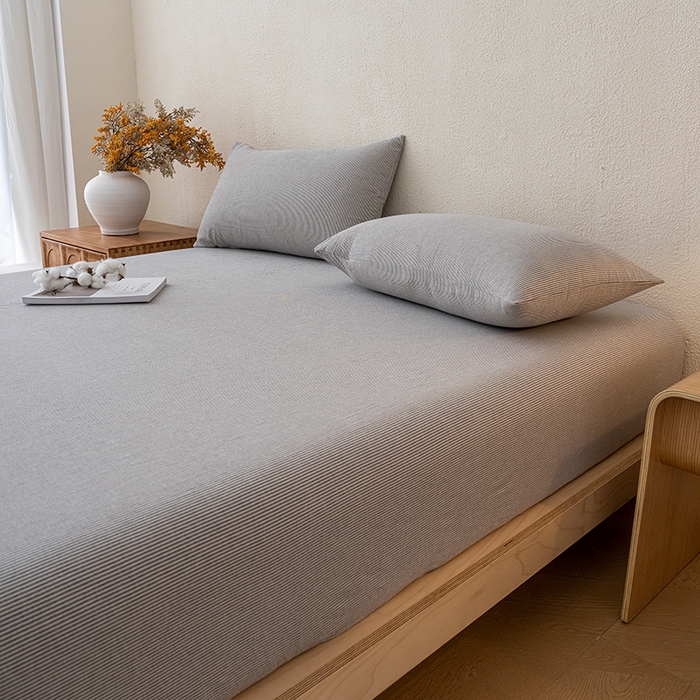 91家纺网 家纺一手货源 找家纺 吉象家纺 2025新款全棉色织水洗棉床笠三件套 秘境灰条