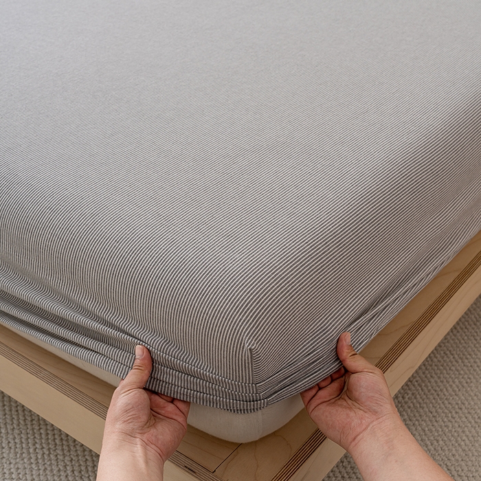 91家纺网 家纺一手货源 找家纺 吉象家纺 2025新款全棉色织水洗棉床笠三件套 秘境灰条