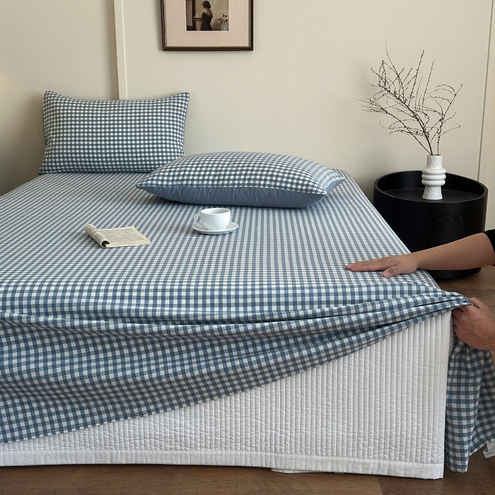 91家纺网 家纺一手货源 找家纺 吉象家纺 2025新款全棉色织水洗棉床单三件套 蓝小格