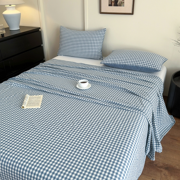 91家纺网 家纺一手货源 找家纺 吉象家纺 2025新款全棉色织水洗棉床单三件套 蓝小格