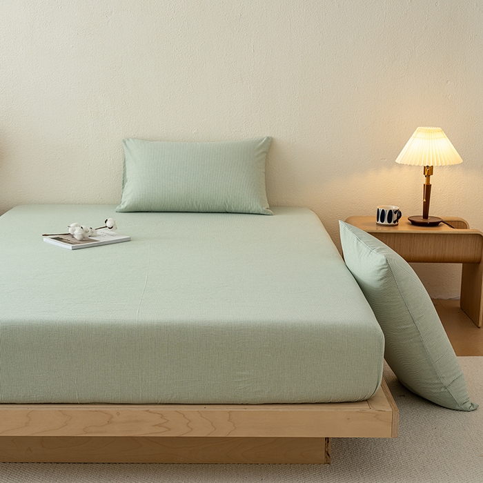 91家纺网 家纺一手货源 找家纺 吉象家纺 2025新款全棉色织水洗棉床笠三件套 秘境绿条