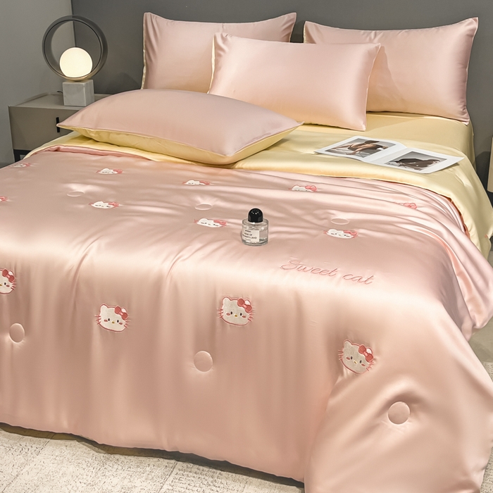 91家纺网 家纺一手货源 找家纺 如一 2025新款精绣系列水洗冰丝夏被四件套 甜心猫-粉米