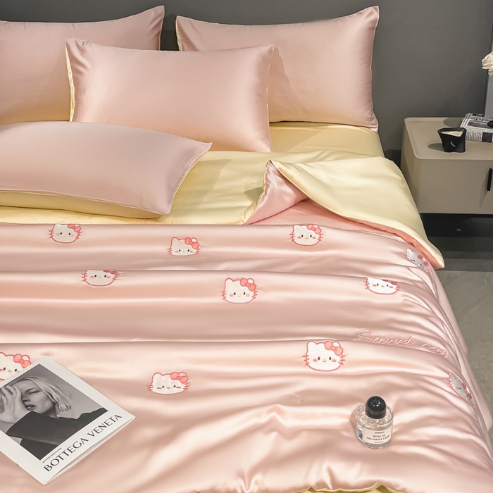 91家纺网 家纺一手货源 找家纺 如一 2025新款精绣系列水洗冰丝夏被四件套 甜心猫-粉米