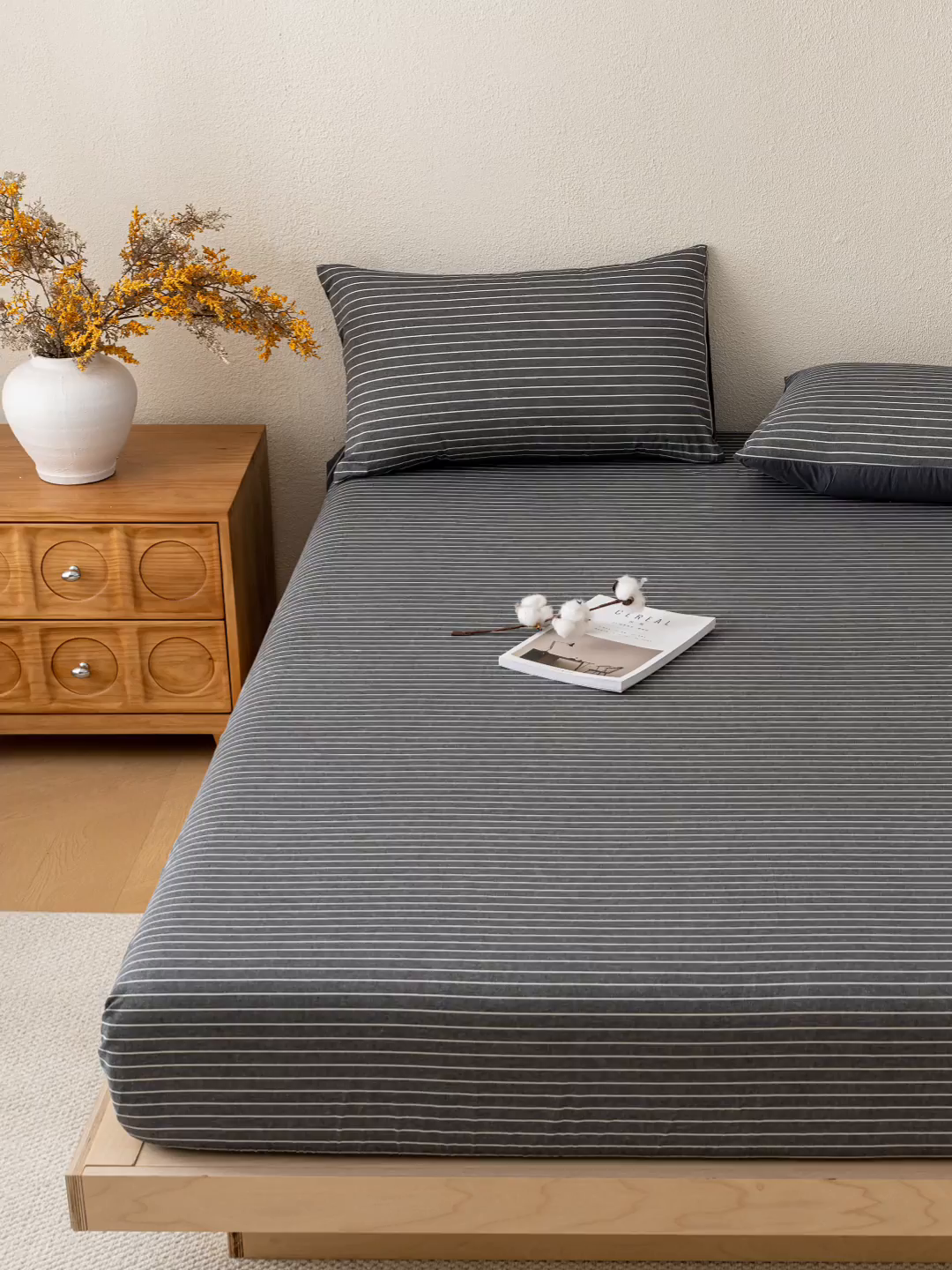 91家纺网 家纺一手货源 找家纺 吉象家纺 2025新款全棉色织水洗棉床笠三件套 拿铁