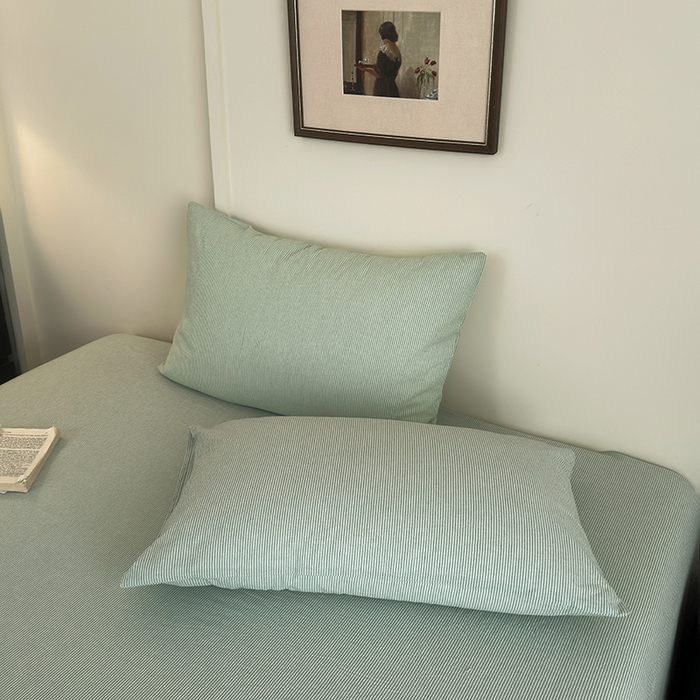 91家纺网 家纺一手货源 找家纺 吉象家纺 2025新款全棉色织水洗棉床单三件套 秘境绿条