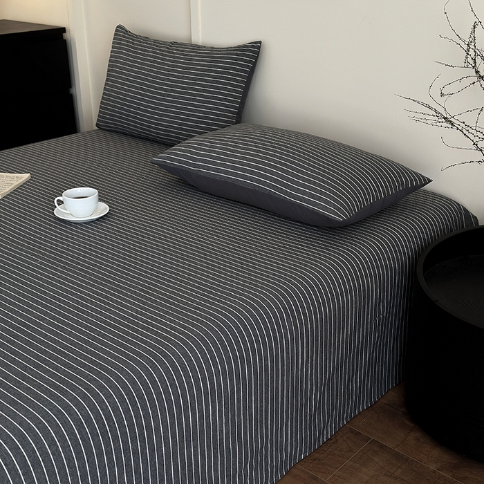 91家纺网 家纺一手货源 找家纺 吉象家纺 2025新款全棉色织水洗棉床单三件套 拿铁