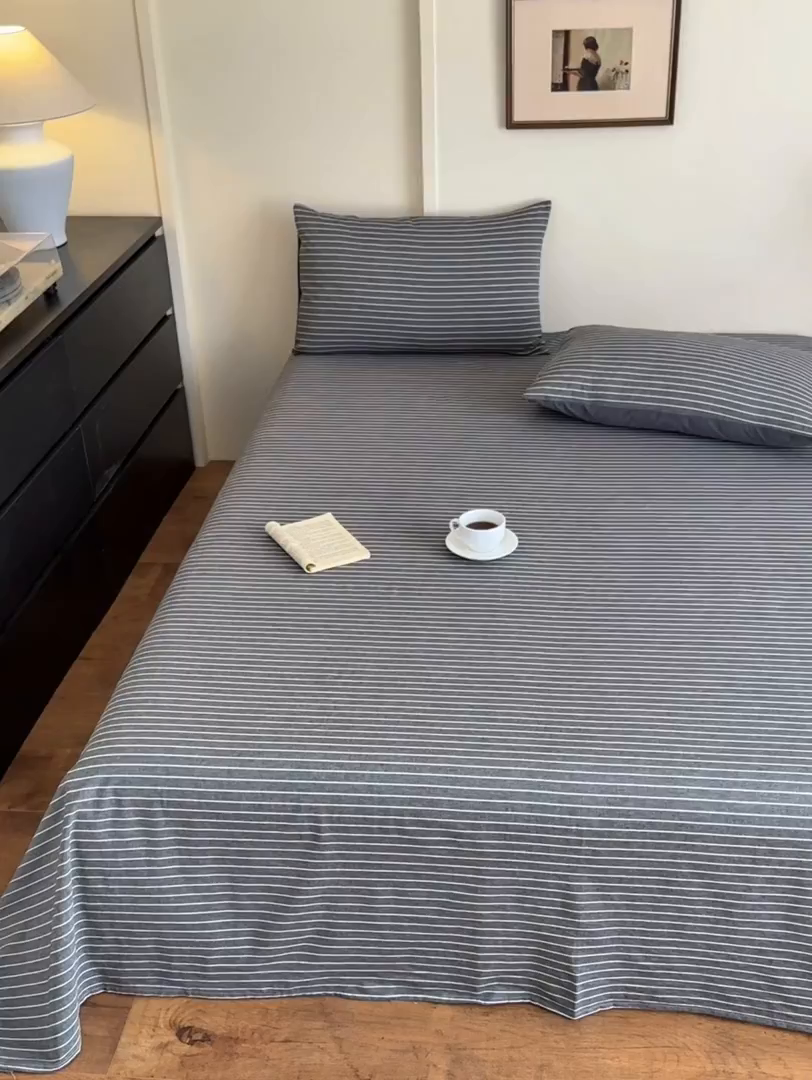 91家纺网 家纺一手货源 找家纺 吉象家纺 2025新款全棉色织水洗棉床单三件套 拿铁