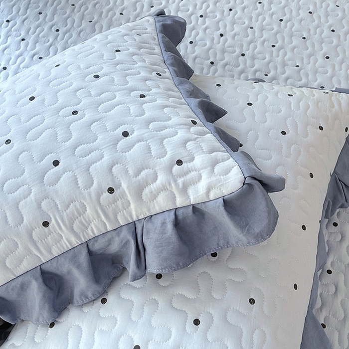 91家纺网 家纺一手货源 找家纺 雨彤家纺 2025年新款赫本风云朵水洗棉夹棉双层花边床盖 芋艿波波-兰-赫本风