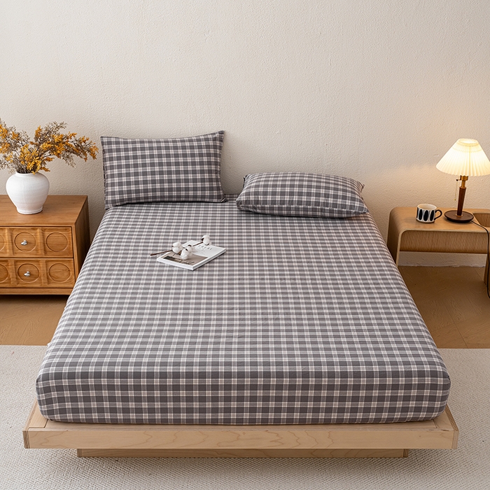 91家纺网 家纺一手货源 找家纺 吉象家纺 2025新款全棉色织水洗棉床笠三件套 青春告白灰