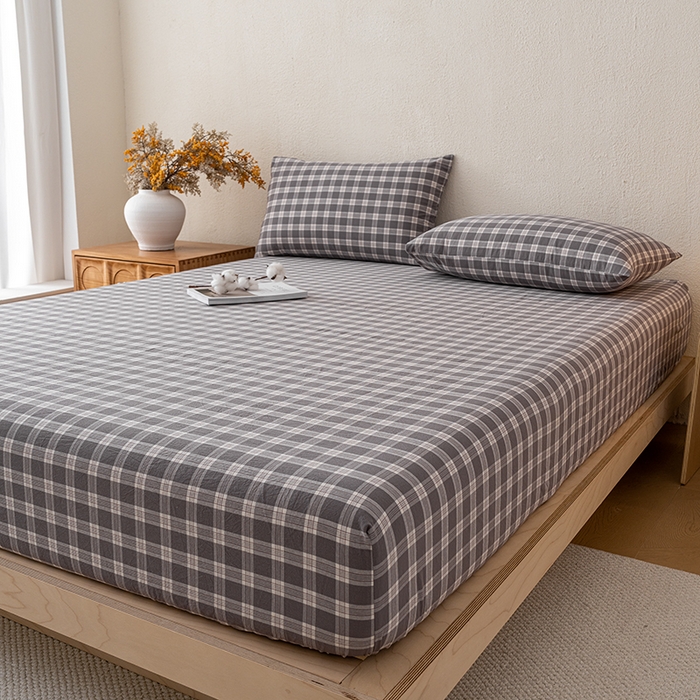 91家纺网 家纺一手货源 找家纺 吉象家纺 2025新款全棉色织水洗棉床笠三件套 青春告白灰