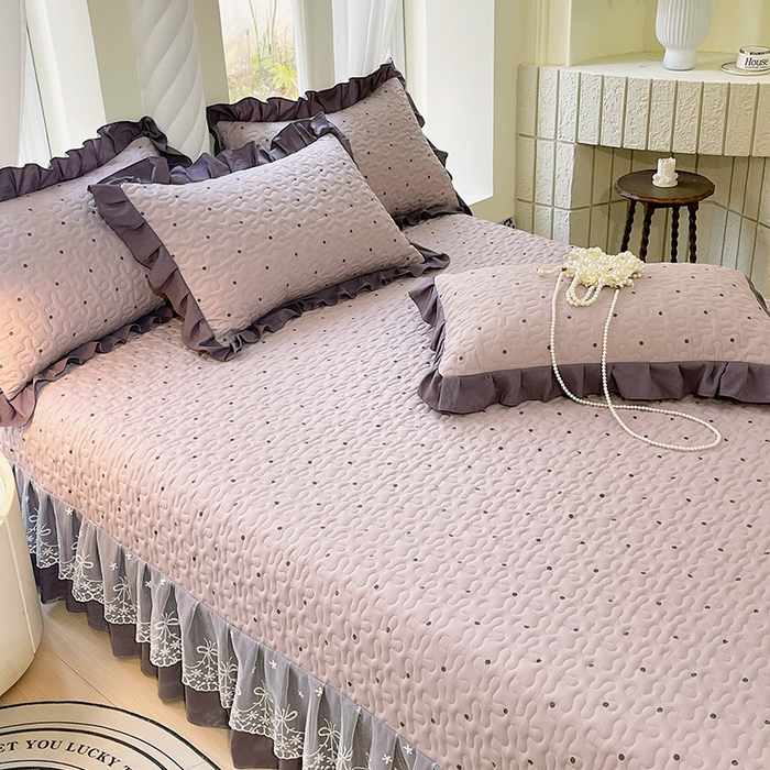 91家纺网 家纺一手货源 找家纺 雨彤家纺 2025年新款赫本风云朵水洗棉夹棉双层花边床盖 芋艿波波-紫-赫本风