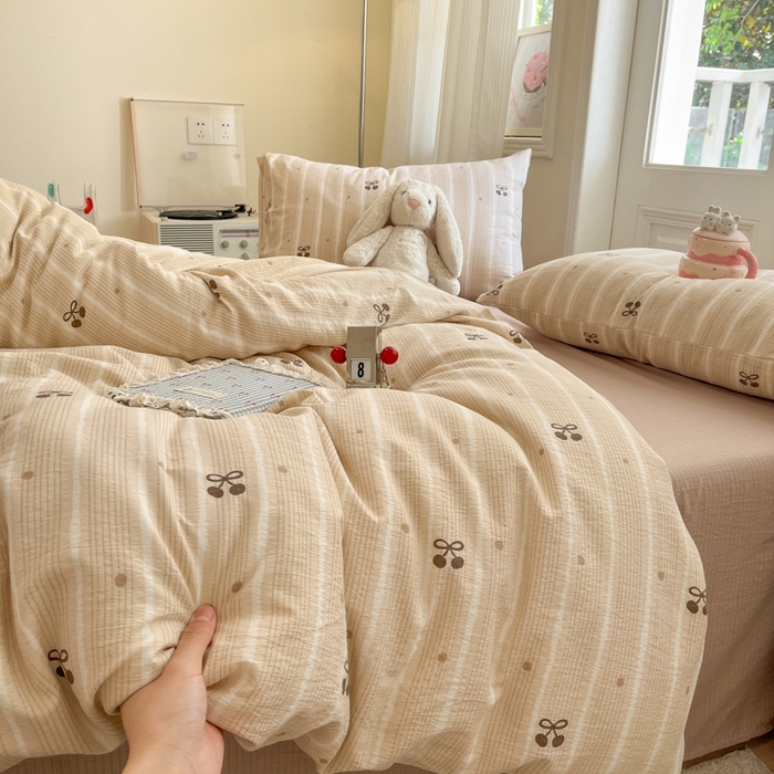 91家纺网 家纺一手货源 找家纺 海岛哥哥 2025新款高克重木棉提花双层纱四件套-风格二 樱桃点点