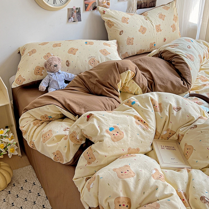 91家纺网 家纺一手货源 找家纺 沐芷 2025 A类水洗棉印花四件套卡通简约床单三件套宿舍 【提供买家秀】 棕咖熊宝