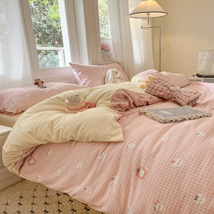 91家纺网 家纺一手货源 找家纺 港岛妹妹 2025新款高克重提花双层纱四件套-风格一 苹果小喵