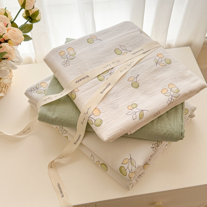 91家纺网 家纺一手货源 找家纺 港岛妹妹 2025新款高克重提花双层纱四件套-风格一 果实