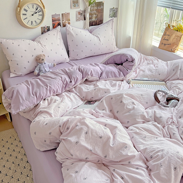 91家纺网 家纺一手货源 找家纺 沐芷 2025 A类水洗棉印花四件套卡通简约床单三件套宿舍 【提供买家秀】 紫色蝴蝶结