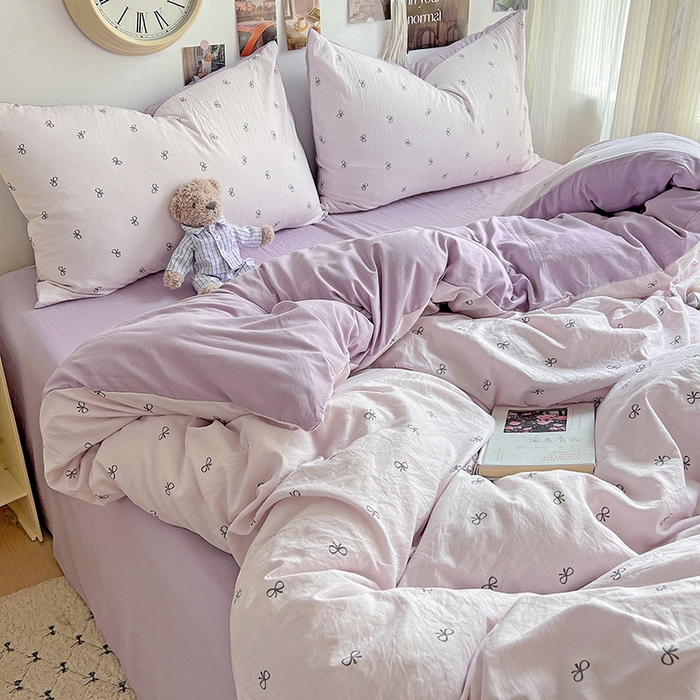 91家纺网 家纺一手货源 找家纺 沐芷 2025 A类水洗棉印花四件套卡通简约床单三件套宿舍 【提供买家秀】 紫色蝴蝶结
