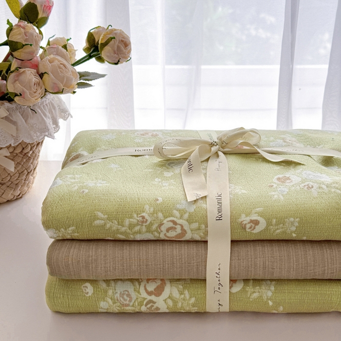 91家纺网 家纺一手货源 找家纺 港岛妹妹 2025新款高克重提花双层纱四件套-风格一 漫漫春色