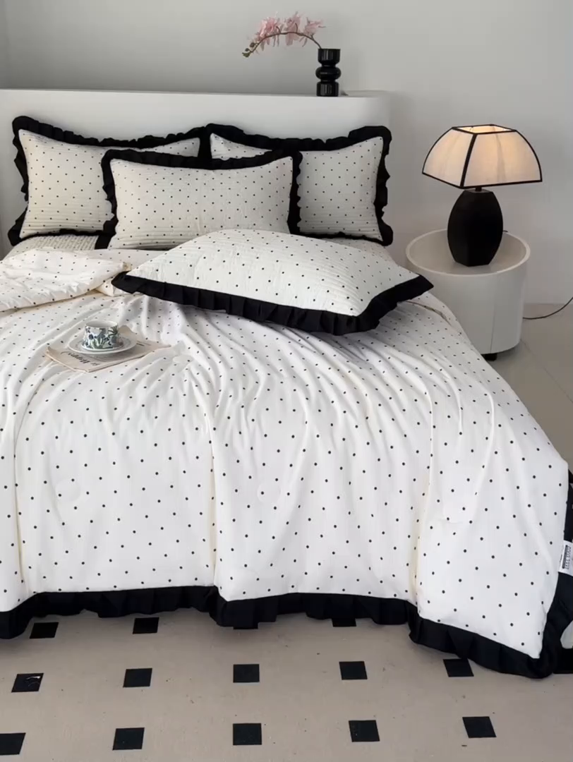 91家纺网 家纺一手货源 找家纺 同田家纺 2025新款A类水洗棉床盖夏被空调被四件套 波点