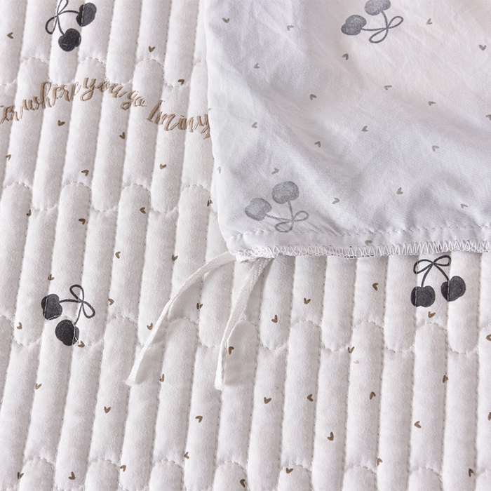 91家纺网 家纺一手货源 找家纺 同田家纺 2025新款A类水洗棉夹棉床盖四件套 车厘子