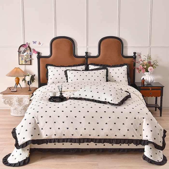 91家纺网 家纺一手货源 找家纺 同田家纺 2025新款A类水洗棉夹棉床盖四件套 小爱心