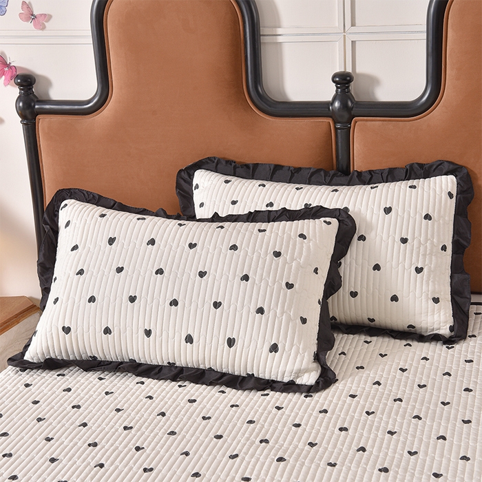 91家纺网 家纺一手货源 找家纺 同田家纺 2025新款A类水洗棉夹棉床盖四件套 小爱心