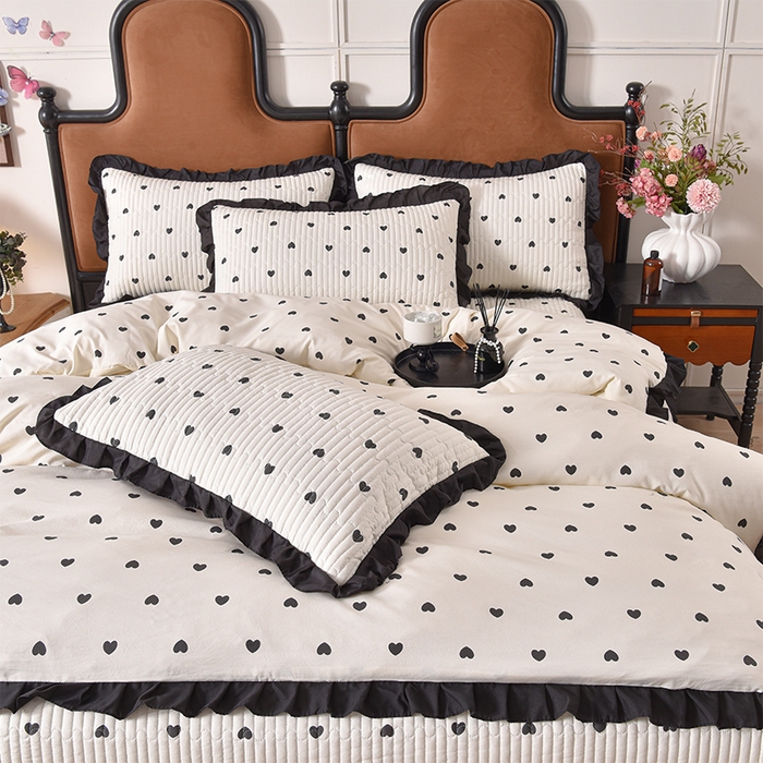 91家纺网 家纺一手货源 找家纺 同田家纺 2025新款A类水洗棉夹棉床盖四件套 小爱心