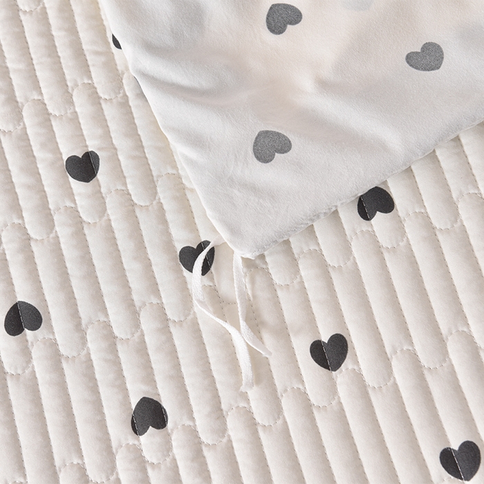 91家纺网 家纺一手货源 找家纺 同田家纺 2025新款A类水洗棉夹棉床盖四件套 小爱心