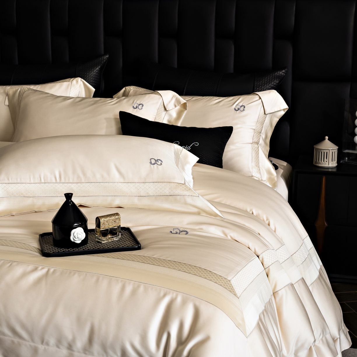 91家纺网 家纺一手货源 找家纺 时亿家居 2025新款天丝棉绣花四件套-臻品系列 臻品-金