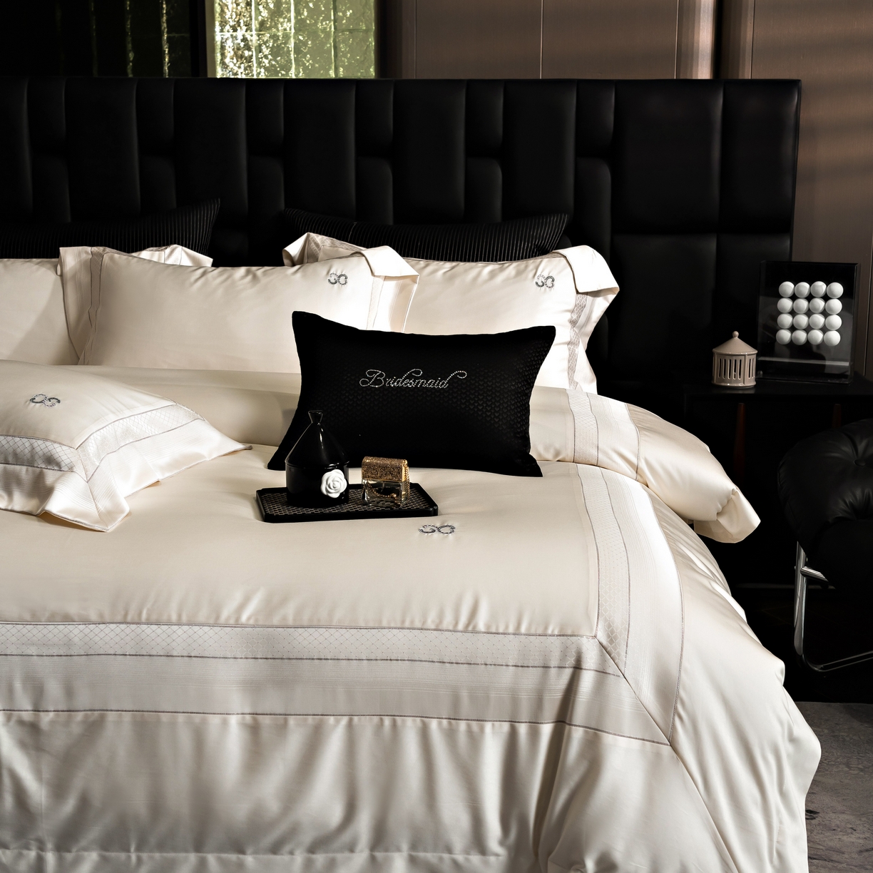 91家纺网 家纺一手货源 找家纺 时亿家居 2025新款天丝棉绣花四件套-臻品系列 臻品-白