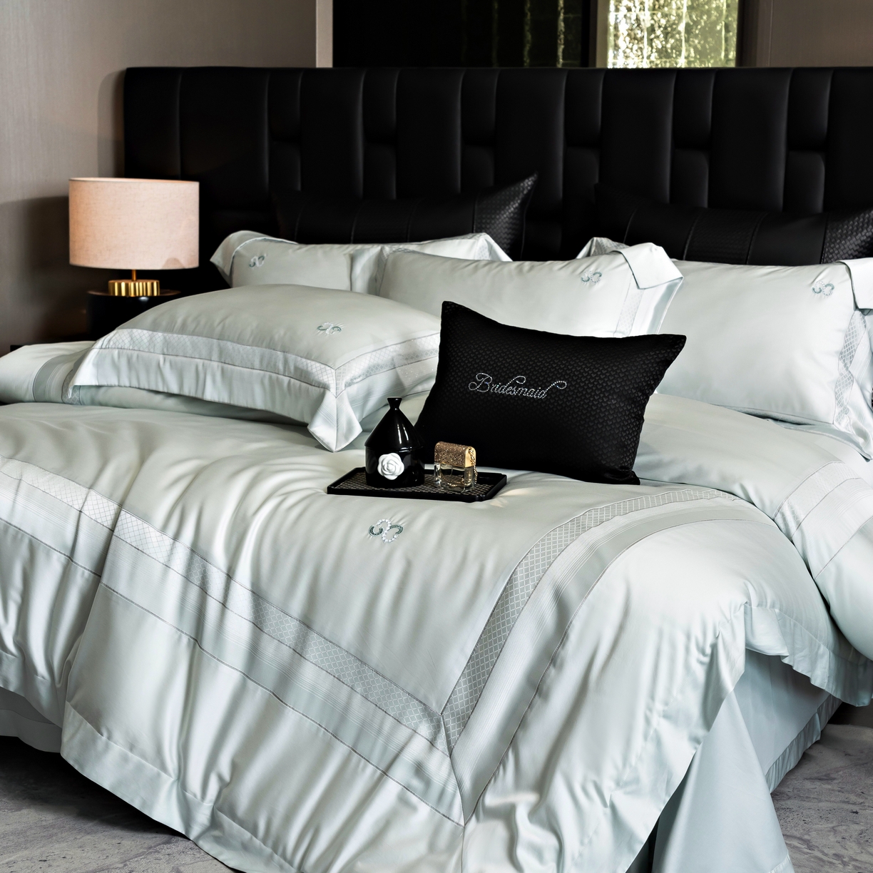 91家纺网 家纺一手货源 找家纺 时亿家居 2025新款天丝棉绣花四件套-臻品系列 臻品-兰