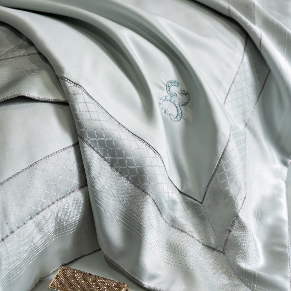 91家纺网 家纺一手货源 找家纺 时亿家居 2025新款天丝棉绣花四件套-臻品系列 臻品-兰