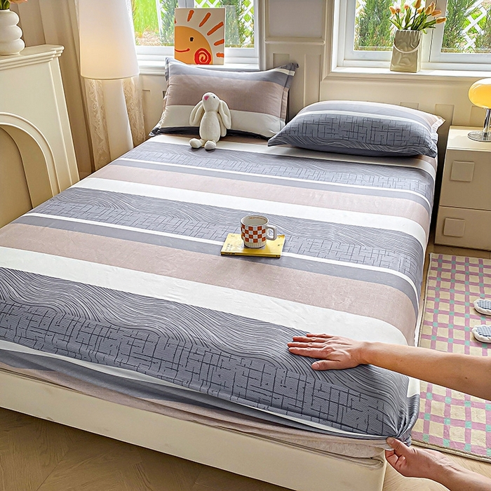 91家纺网 家纺一手货源 找家纺 天之爱 2025新款全棉印花单床笠 布兰卡-灰