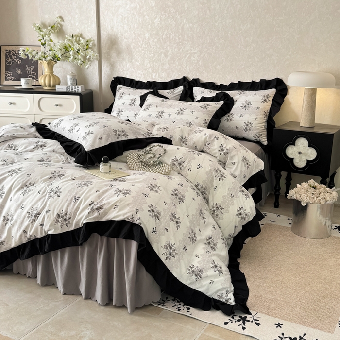 91家纺网 家纺一手货源 找家纺 上尚居 2025新款法式花边赫本风印花云朵棉四件套 晚爱